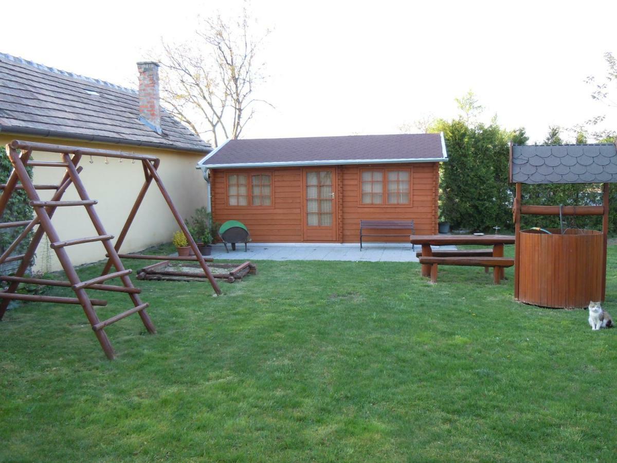 Apartman-Kata Fertőd Exterior foto